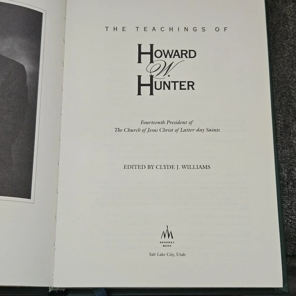 The Teachings Of‎ Howard W. Hunter LDS Book Green Hardcover READ
